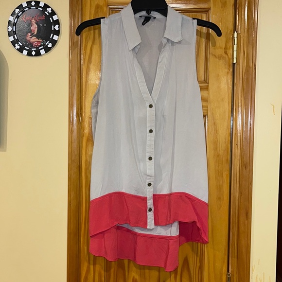 Button Up Tank - Picture 1 of 2